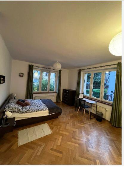 Cheerful 3 Bedroom City House Krakau Buitenkant foto